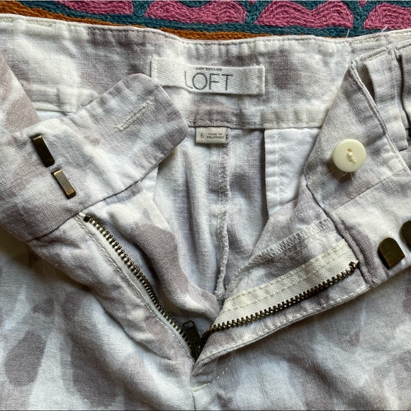 LOFT Linen print shorts - Picture 2 of 3